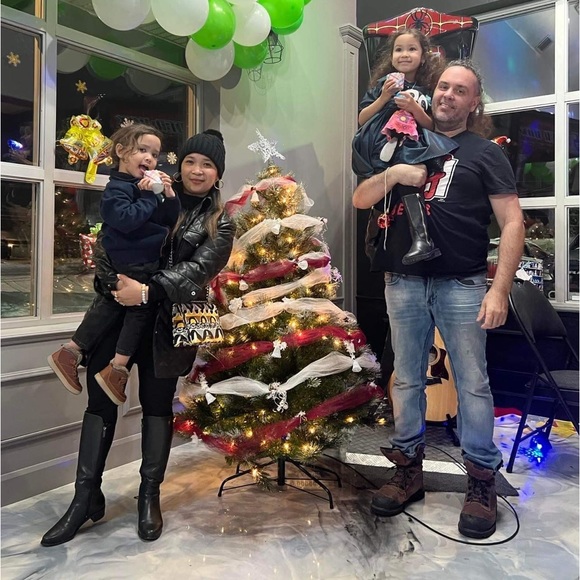 Meet your Posher, Maria - Picture 1 of 4